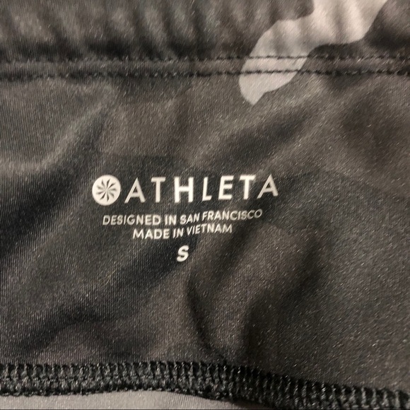 Athleta Contender 7/8 Tight Leggings Gray Camo Print Size Small Athletic 405480 - Picture 9 of 12